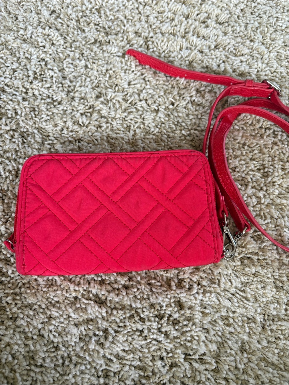 Vera Bradley Georgia Canyon sunset Bright Red Quilted Crossbody Wallet/crossbody - Picture 2 of 3